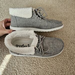 Mikey by Gypsy Jazz ladies shoe 6.5/7